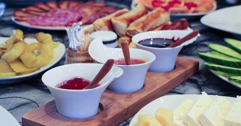 Die besten Rezepte für Rohkost-Dips — von einfach bis schmeckt wirklich nach was