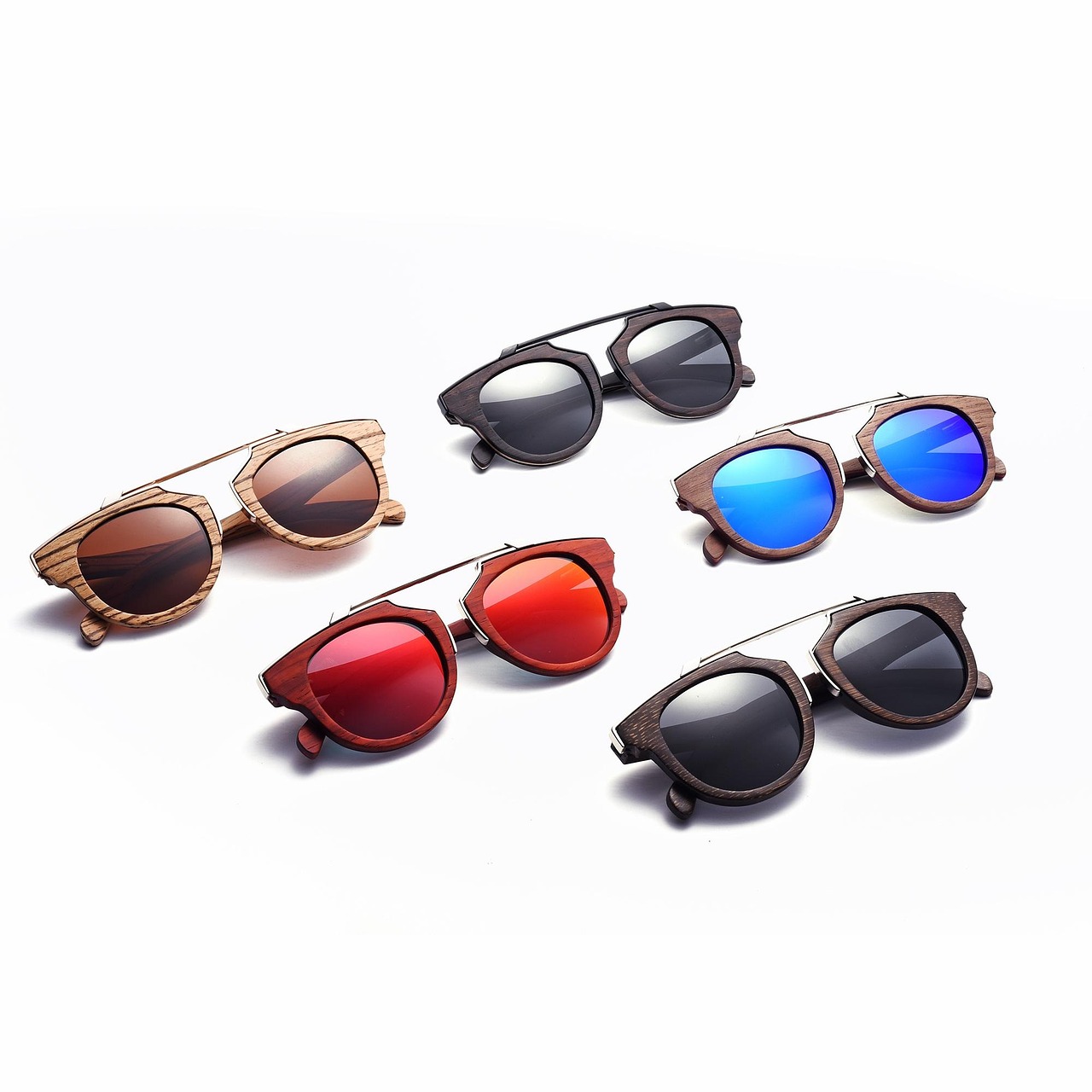entdecken sie die neuesten trends in sonnenbrillenformen! stilvolle designs für jedes gesicht und jeden anlass. finden sie die perfekte sonnenbrille, die ihren look vervollständigt.